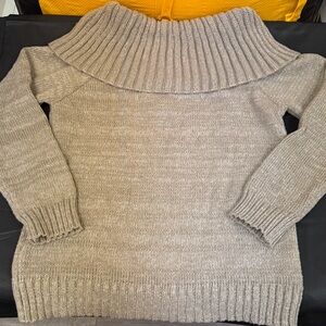 Cozy Tan Long Sleeve Turtleneck Sweater for Women size large new without tags